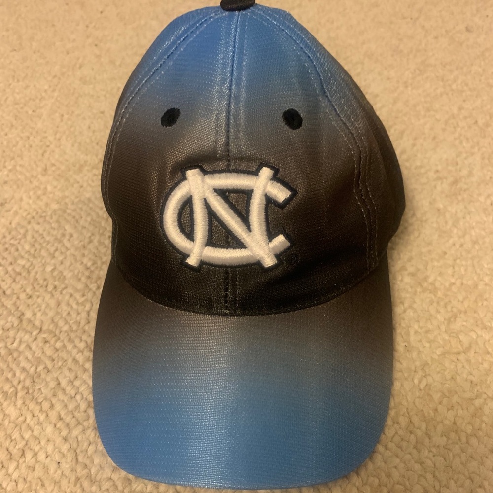 Vintage North Carolina Tar Heels hat size 6 3/4